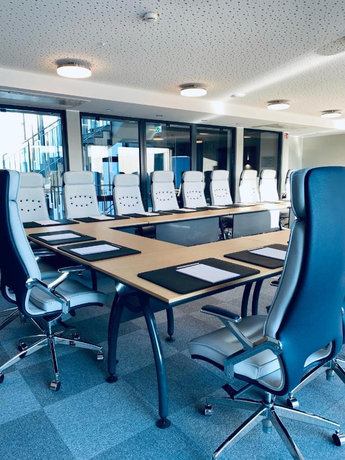 Intergroup Business & Design Hotel Ingolstadt Kosching 외부 사진